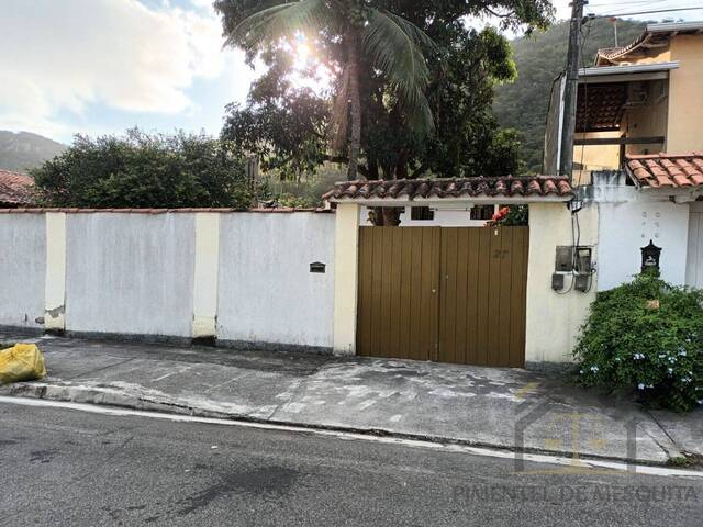 #21 - Casa para Venda em Niterói - RJ